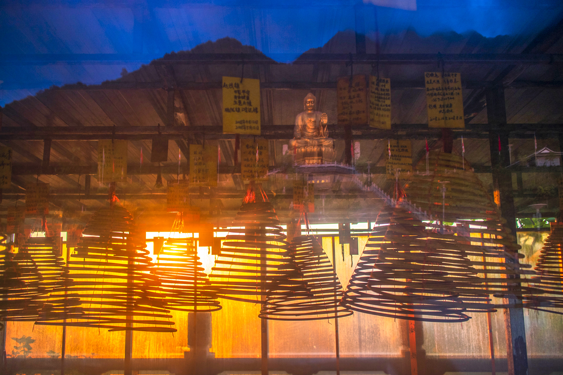 佳能eosm200夜景拍人像,佳能eosm200拍摄效果