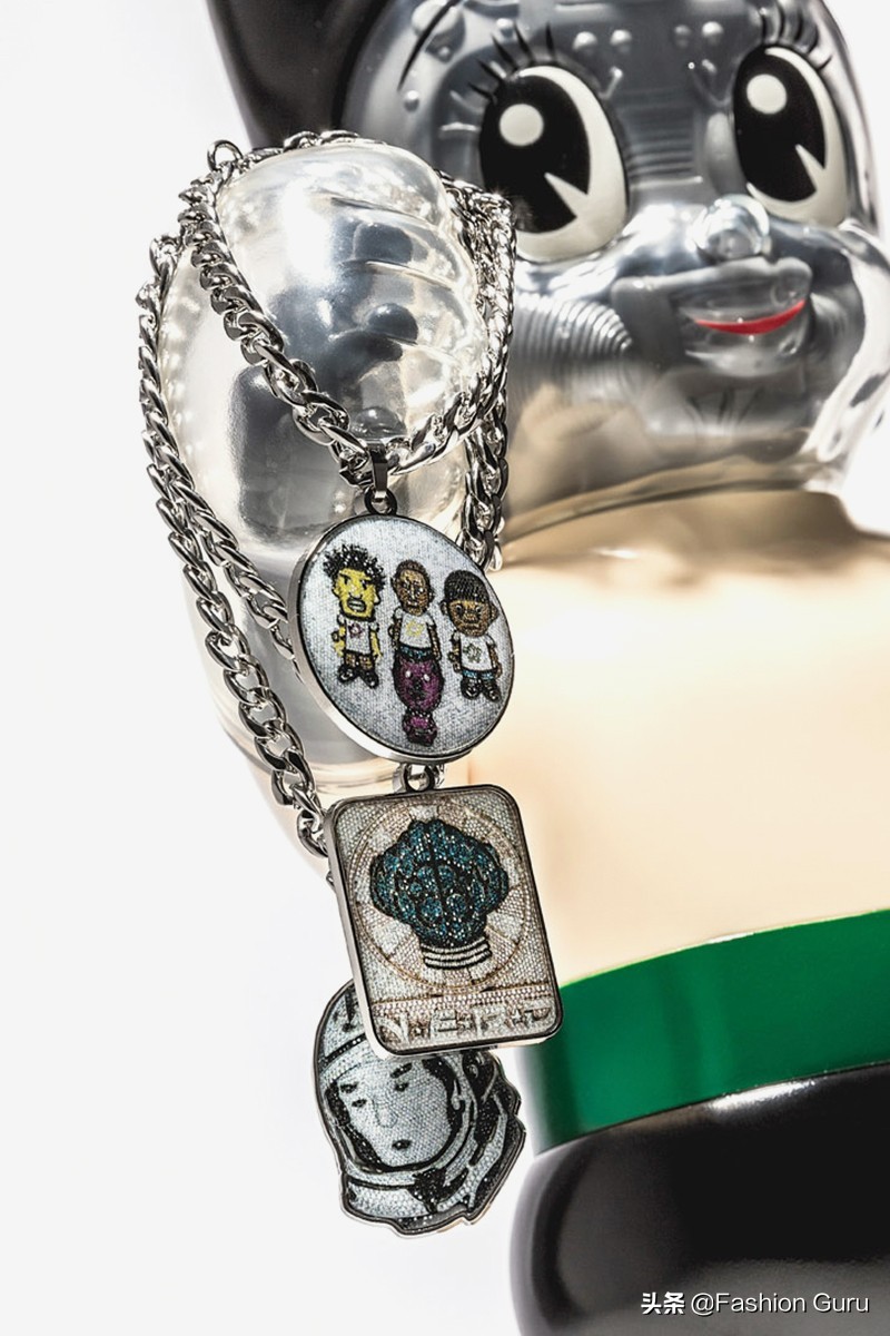 BillionaireBoysClubxSECRETBASE透视《阿童木》搪胶模型