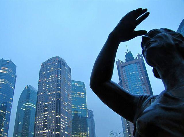 大奇葩之谜!武汉世茂龙湾消防栓居然安在业主家里