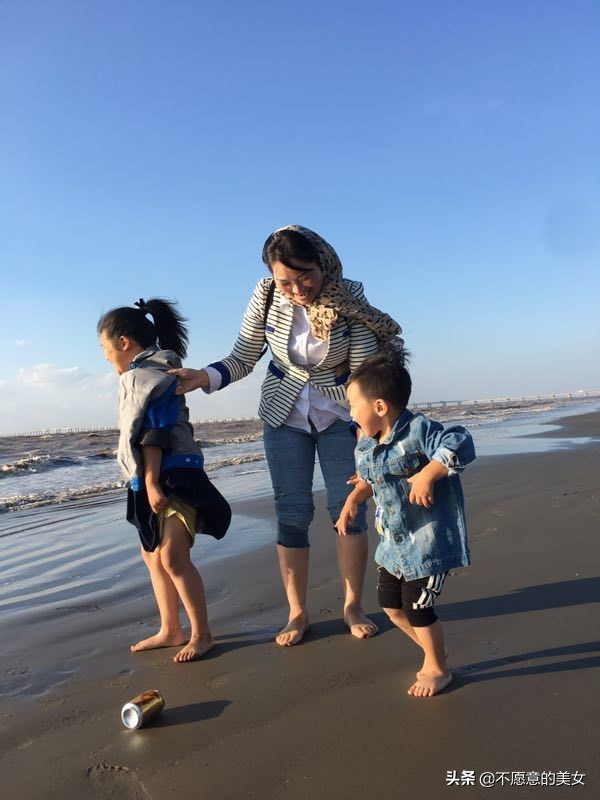 可爱的少妇自拍越来越丰满越来越成熟了