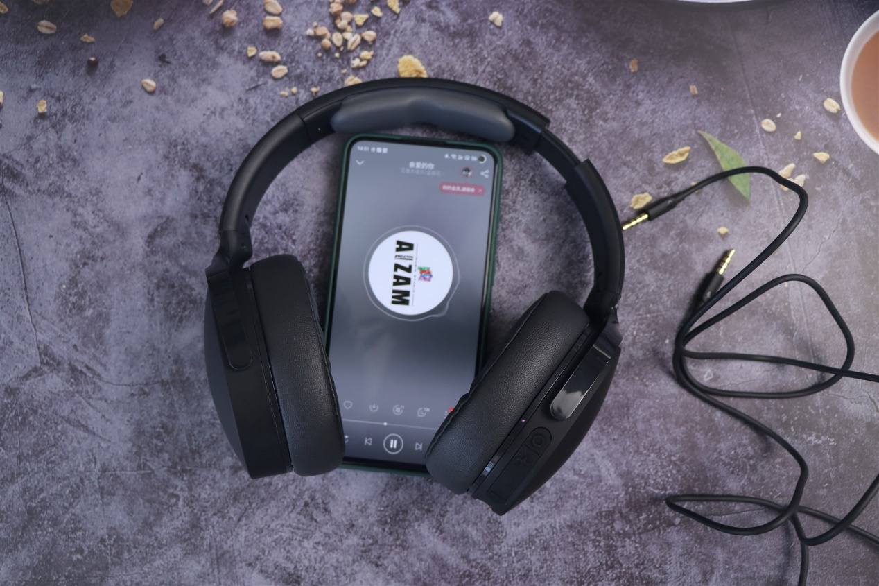 hifi头戴式无线蓝牙耳机推荐,同价位是选耳麦还是入耳式耳机