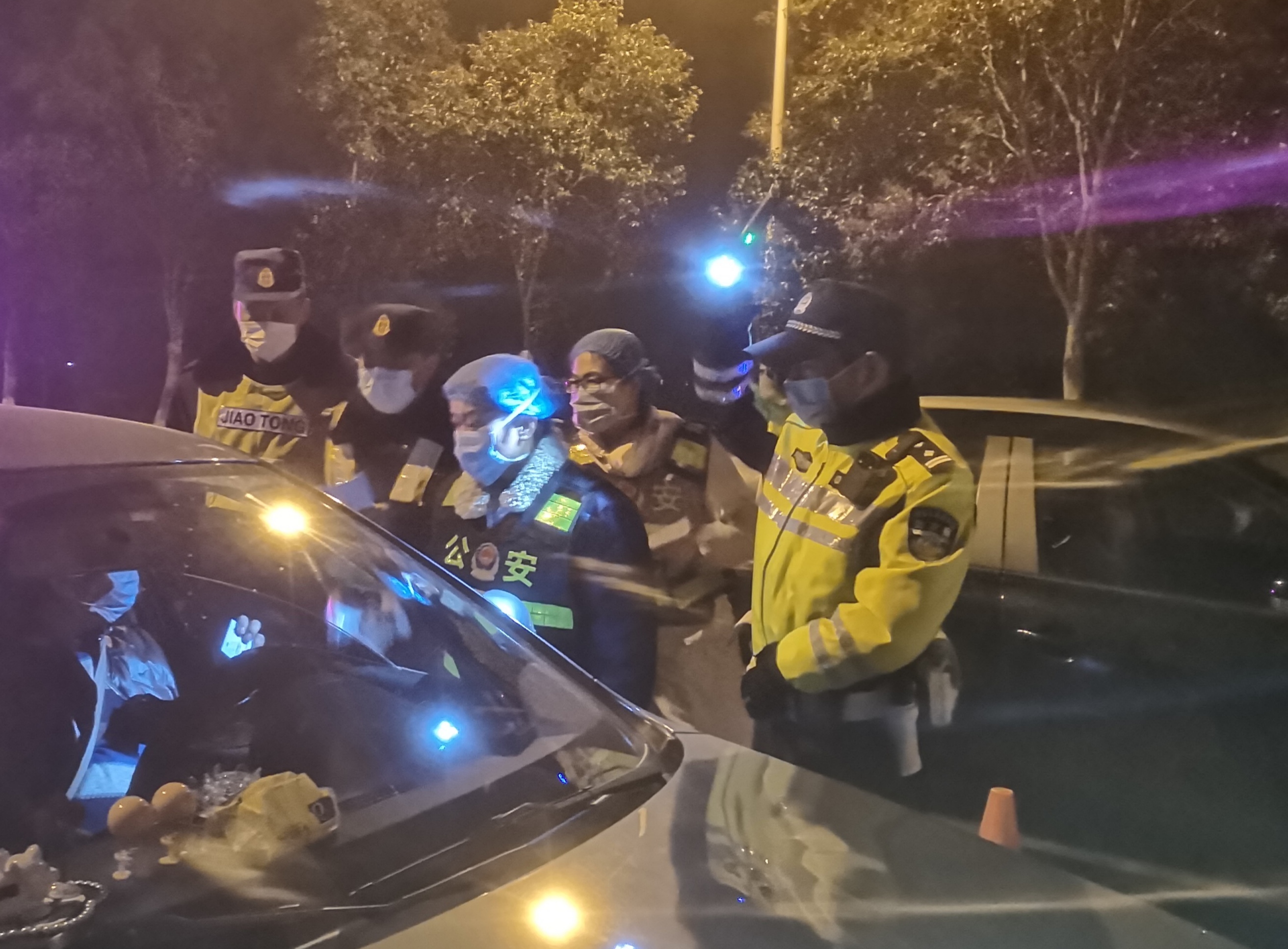 盐城抗疫现场图片,盐城抗疫出征感人视频