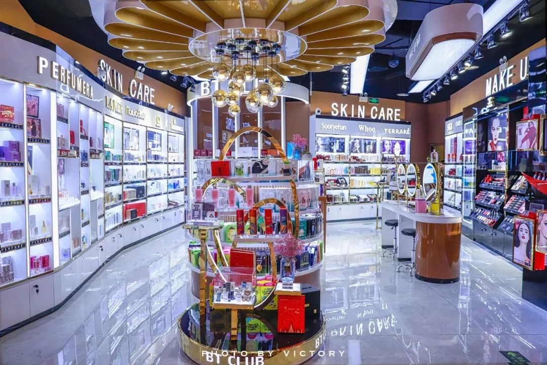 喜茶、和府捞面、兰巴赫……齐聚曲江老牌商场，等你Pick！