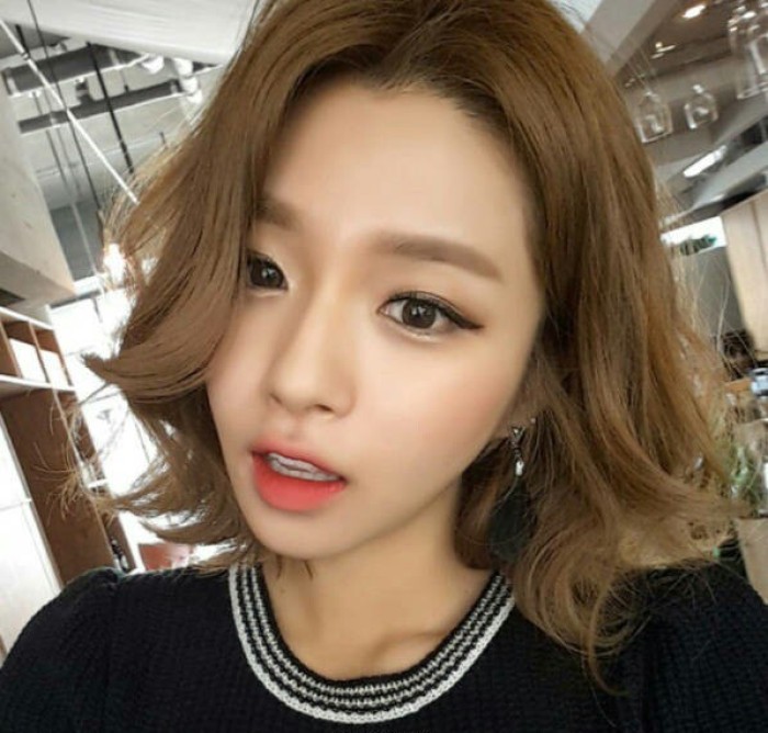 圆脸适合的短发显脸小发型图片,圆脸显脸小发型女短发