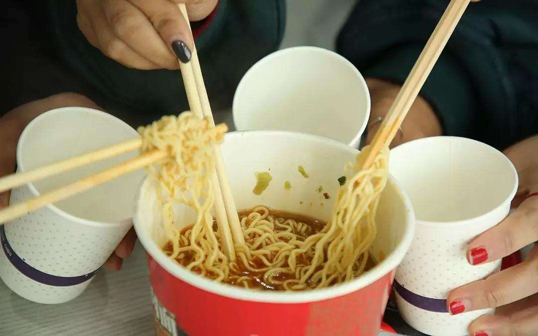 孕吐严重打营养液可以缓解孕吐吗,有孕吐可以吃醋来缓解孕吐吗