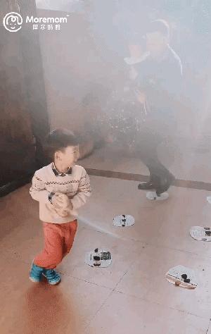 陪孩子玩的父母还需注意什么,一岁半孩子父母应该陪孩子怎么玩