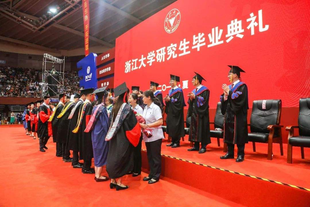 走在985前沿的浙大医学院，位居医学院前10，还培养出李兰娟院士