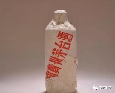 茅台老酒收藏价格表百年金奖,历年飞天茅台老酒价格一览表