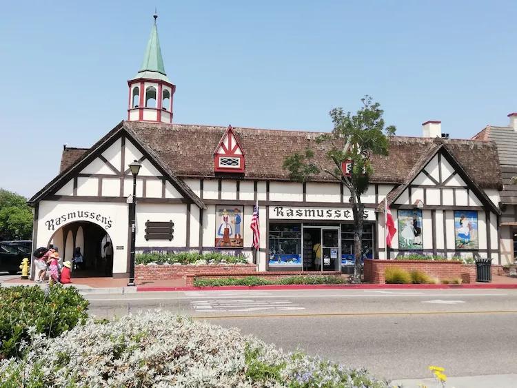 美国加州丹麦小镇,美国加州西雅图小镇