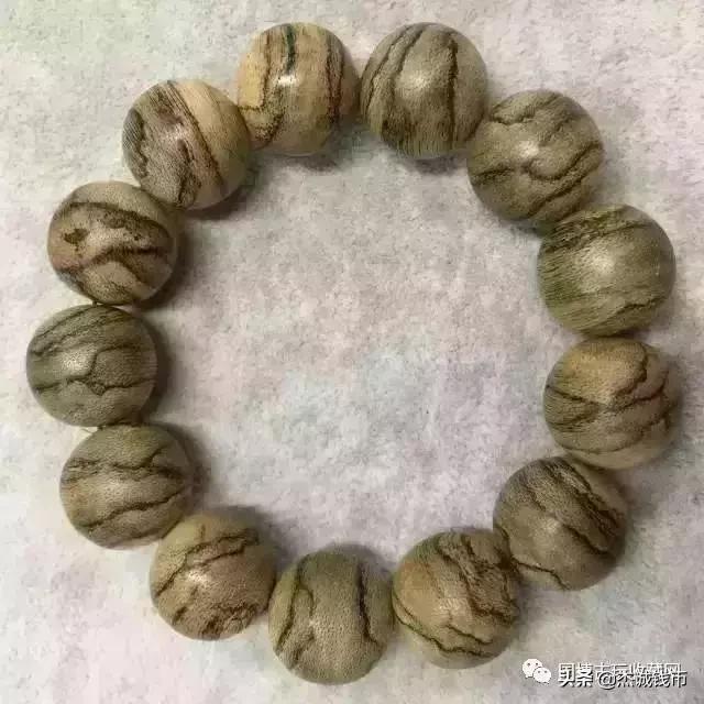 最昂贵的海黄手串,手串为什么有便宜的也有贵的
