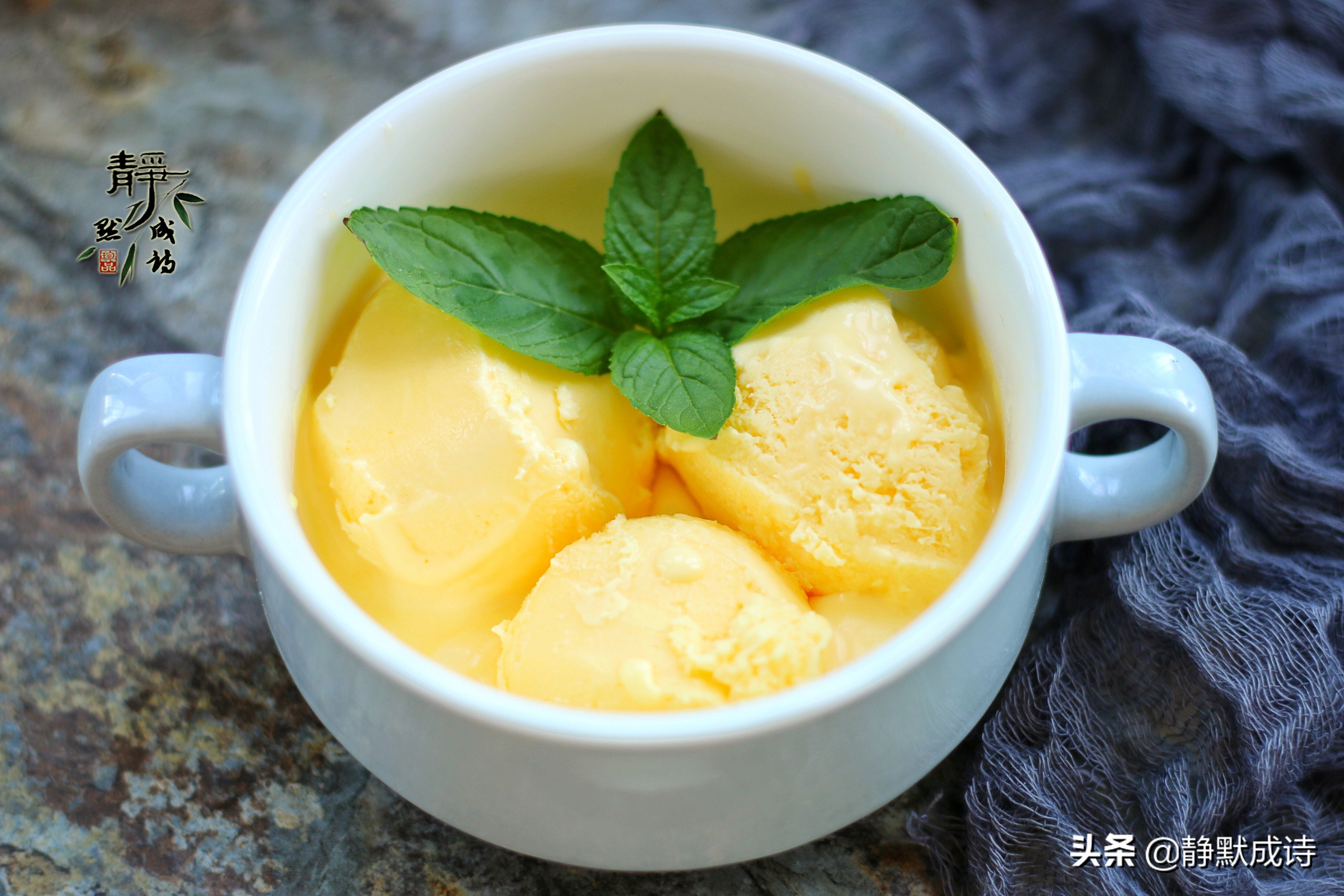 最简单冰淇淋做法不用冰淇淋粉,最简单的冰淇淋做法连小孩都会做