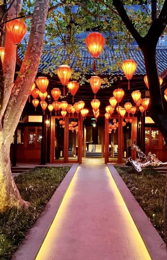 成都春熙路希尔顿欢朋酒店,成都春熙路五星酒店推荐