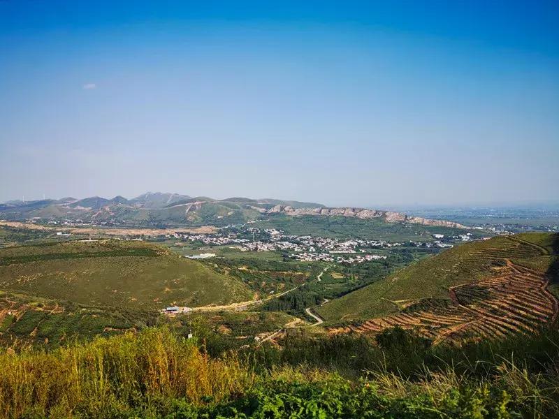 伊川县千年古镇，当过县城出过娘娘，可以摘核桃品美食