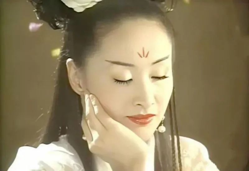 《绝代双骄》五个版本PK，谁才是你心中的小鱼儿花无缺