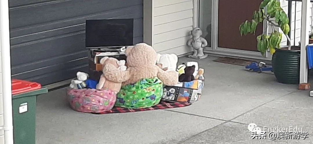 封城期间，玩偶一家的生活大揭秘