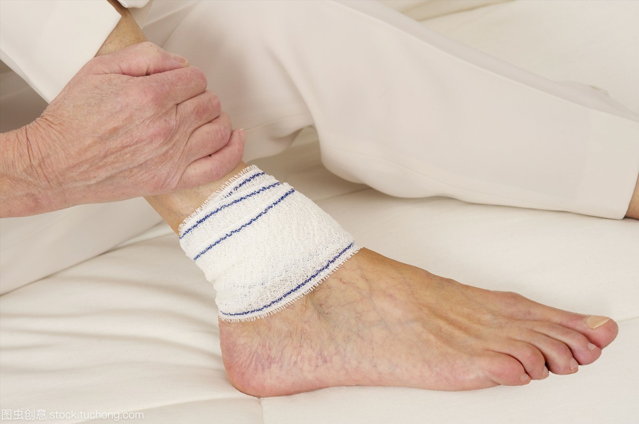 跌打损伤肌肉拉伤怎样好得快,跌打扭伤肌肉劳损的药