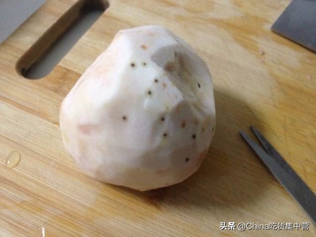 如何制作魔芋豆腐简单又好吃,魔芋豆腐怎么弄又脆又好吃