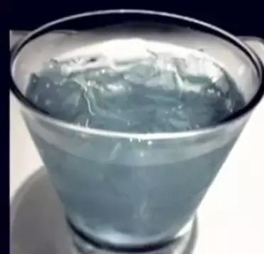 专职妈妈受失眠困扰,竟不知闺蜜给她安利的药是*品毒**