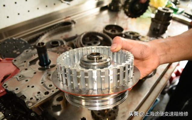 君威发动机与变速系统维修或保养,别克君威发动机和变速系统保养