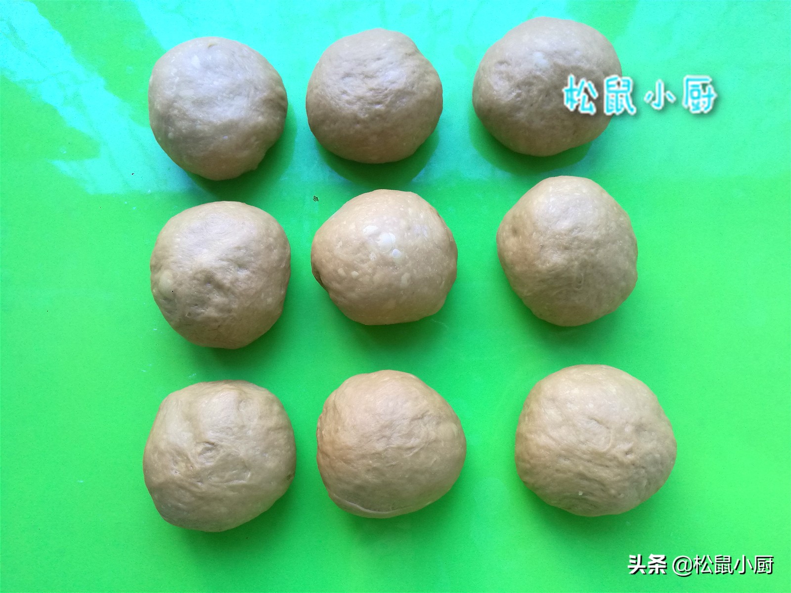 柔软蓬松有嚼劲的面包配方,面包配方太稀