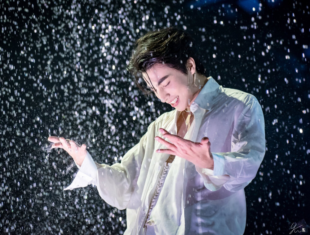 人间天使糕卡娜：热爱足球名校毕业签约三台未来可期