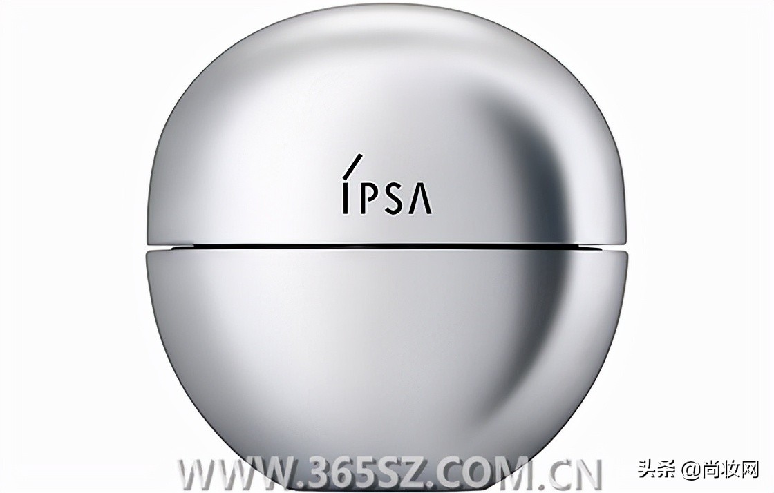 这个十一宅在家里偷偷变美