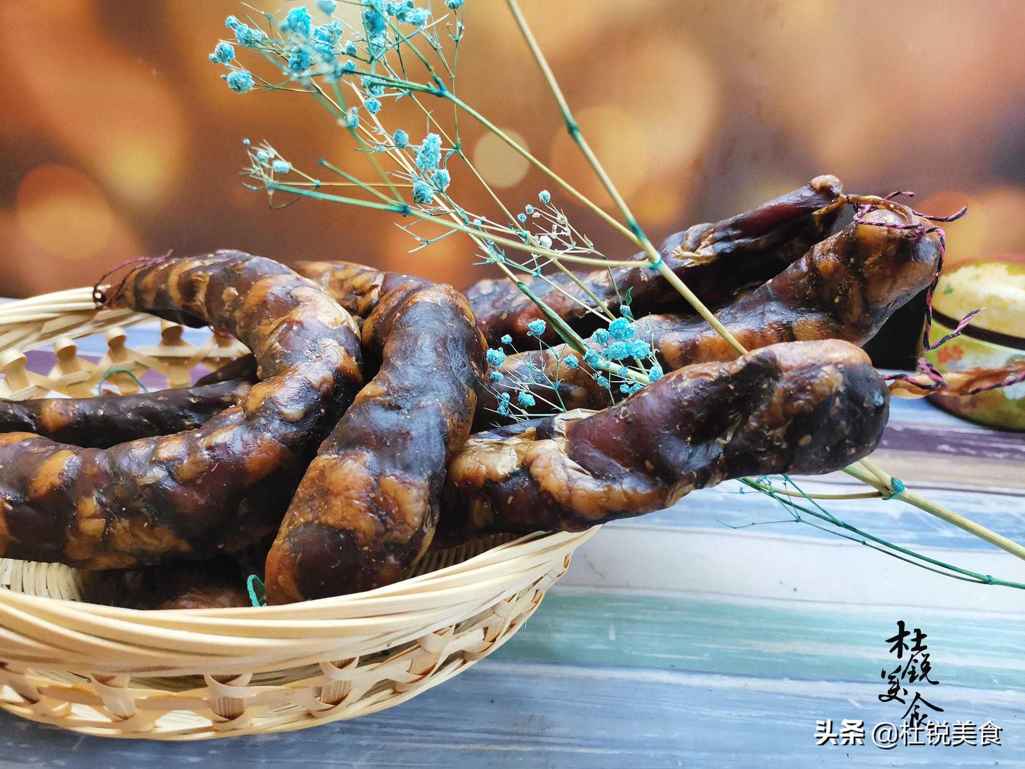 自制香肠，切记加入“2白2黑1香”，酱香馥郁，美味零添加