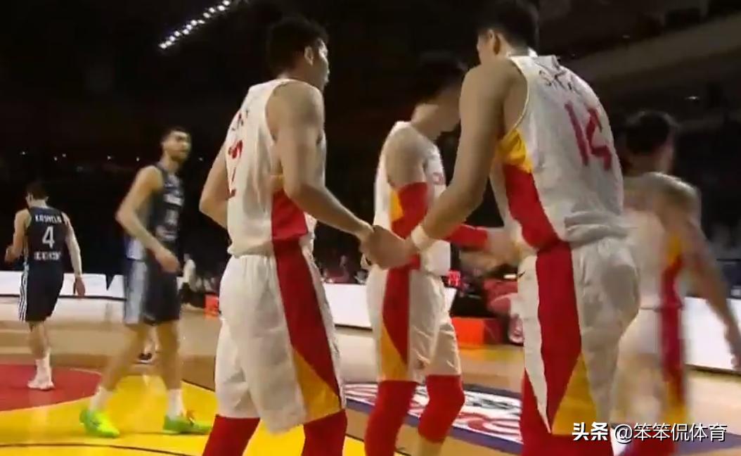 胡明轩和周琦最新消息,周琦得22分胡明轩