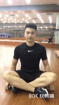 大人小孩含胸驼背怎么办？运动训练师教你一套简单易学动作