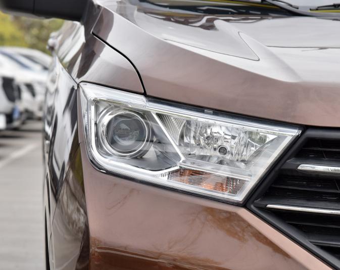 五菱宏光1.5自吸测评,五菱宏光经典款国六1.5测评