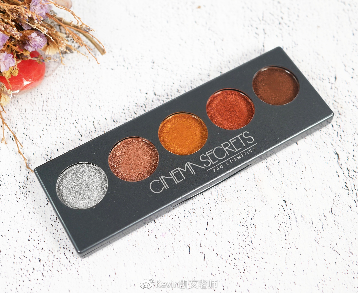 高颜值平价眼影盘24色大地色,最值得入手的眼影盘16色