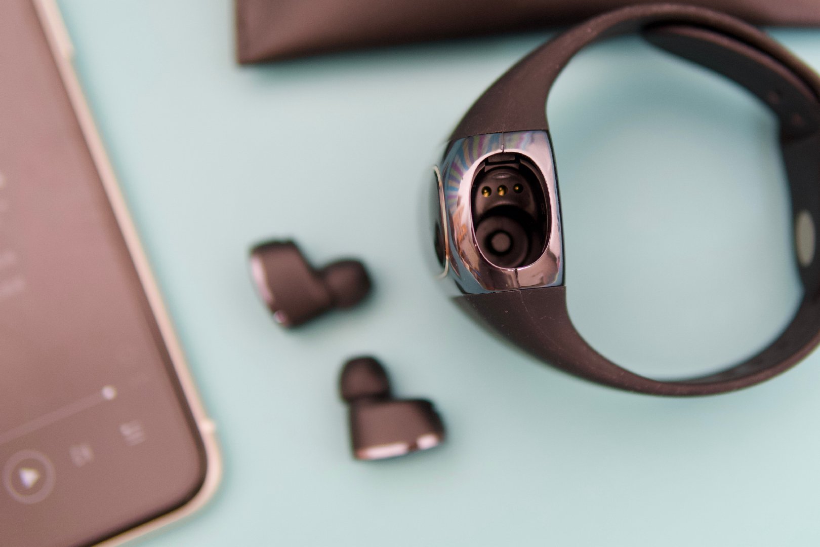 耳机和手环能连接蓝牙吗,小米耳机跟手环可以连接嘛