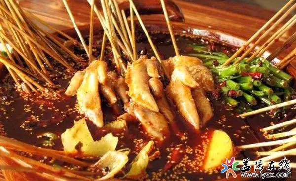 湖南老益阳麻辣烫又香又好吃,麻辣烫吃的是情怀