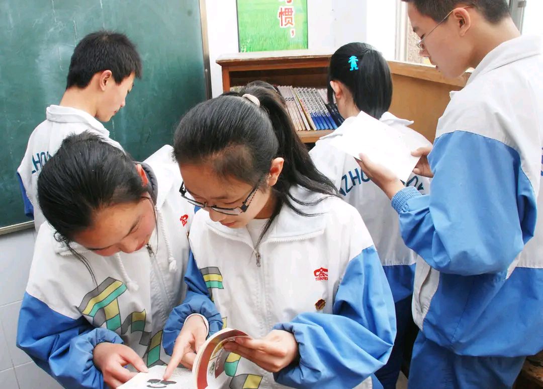 十大热搜专业就业前景,稀缺专业就业前景