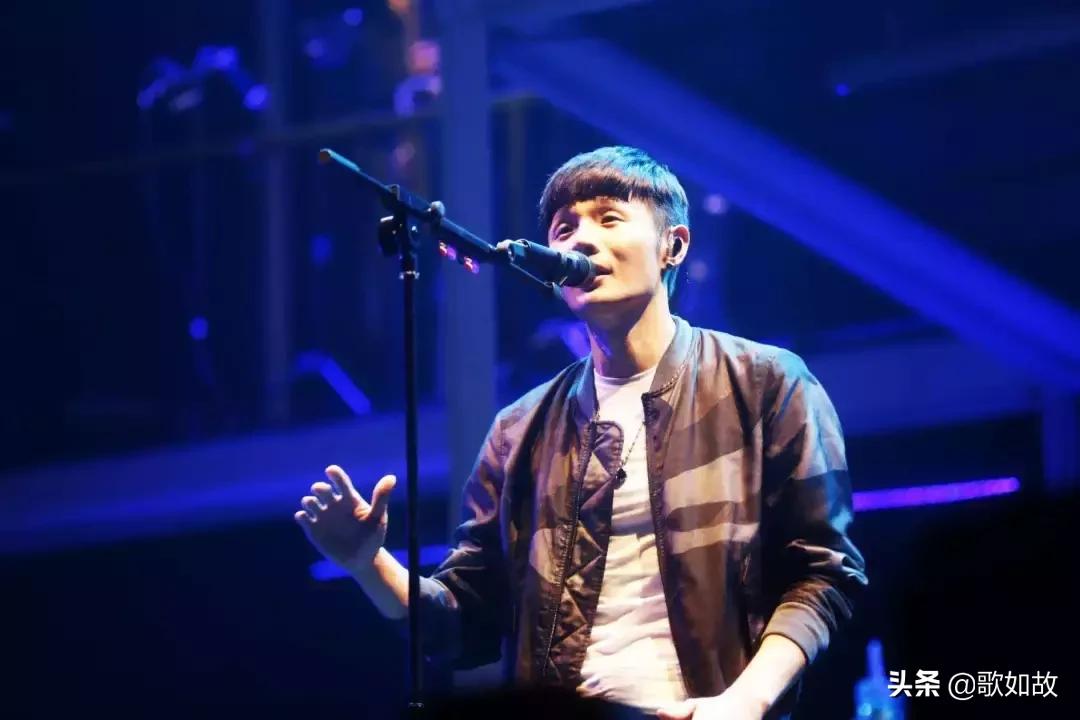 李荣浩王力宏那英哈林,李荣浩相似的明星