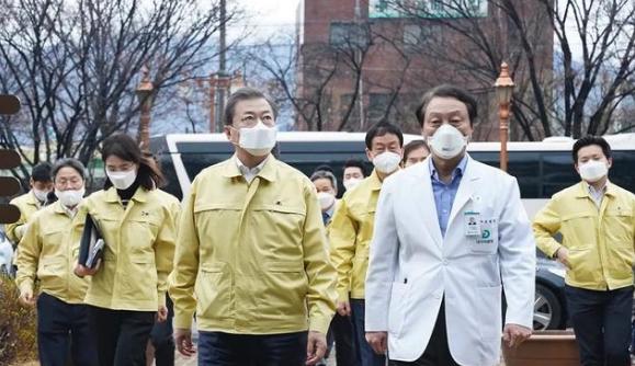 韩国男子去3家gay吧后确诊，上千名同性恋接触者担心被歧视，隐藏信息！