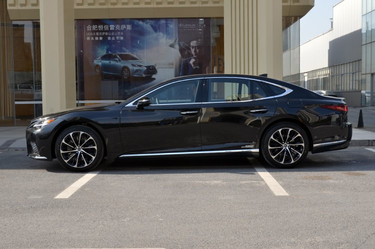 雷克萨斯ls500h二手车,38号车评中心测试雷克萨斯ls500h