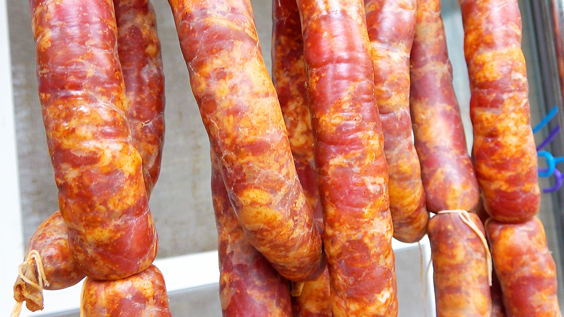 四川香肠怎么做才好吃?50年老配方告诉你,麻辣鲜香不发霉