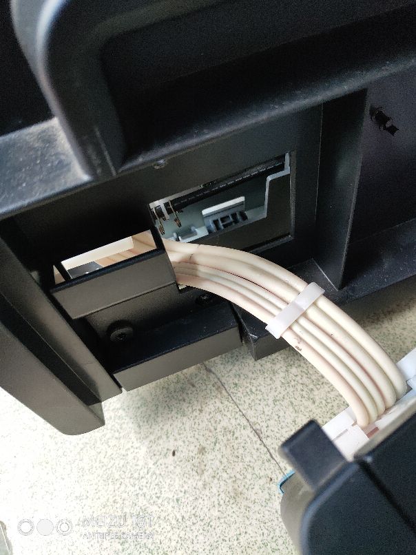 爱普生l1300进纸一点就显示卡纸,爱普生l1300打印歪斜卡纸