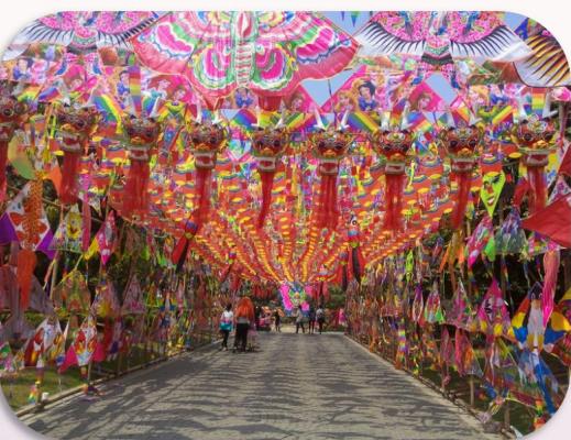 风筝是自由的还是不自由的,风筝在空中飞舞那是春天的什么