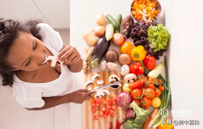 重金买的鱼油、维E等，竟成了肿瘤复发、转移和耐药的“帮凶”