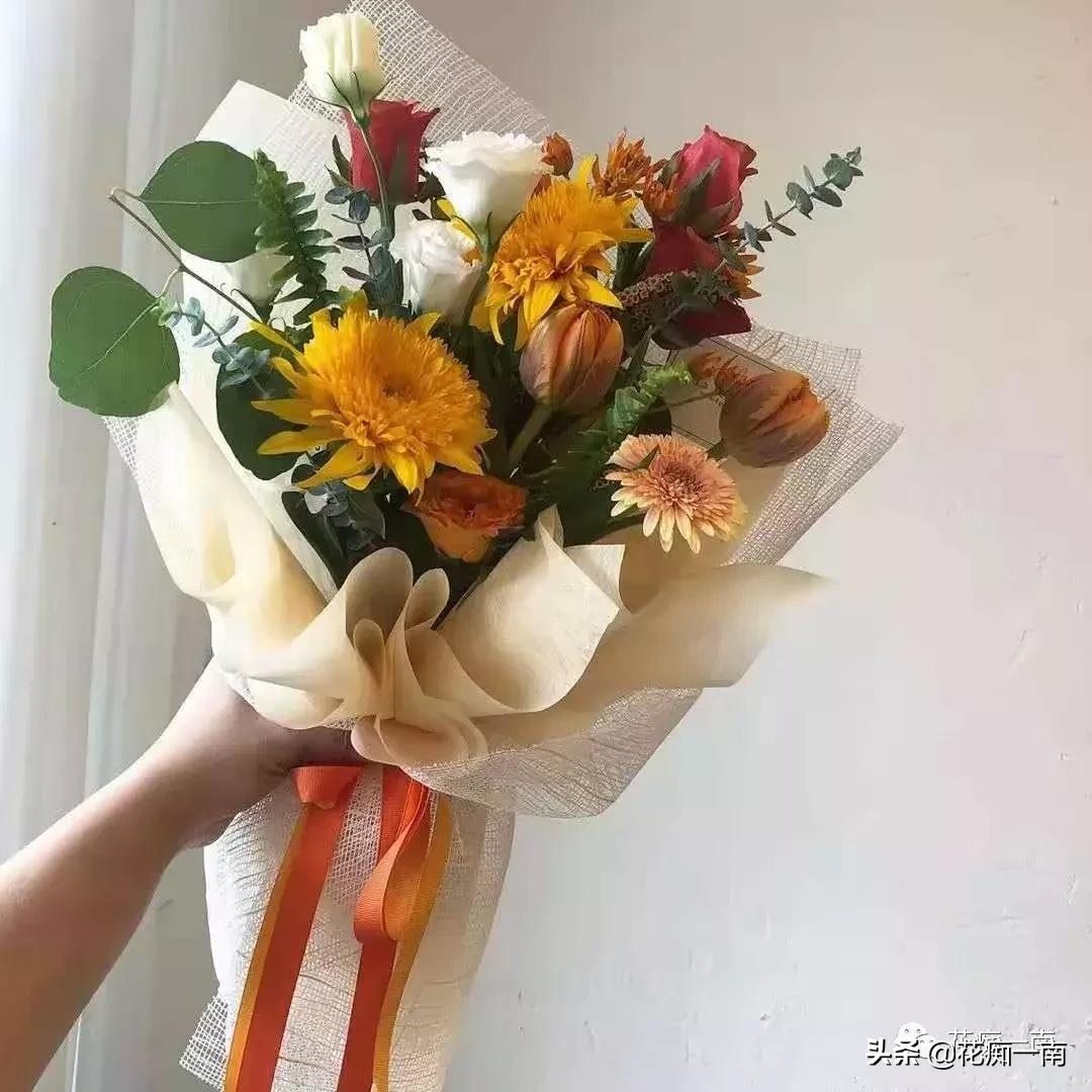 教师节应该送老师什么花用纸叠,教师节送花送什么花图片