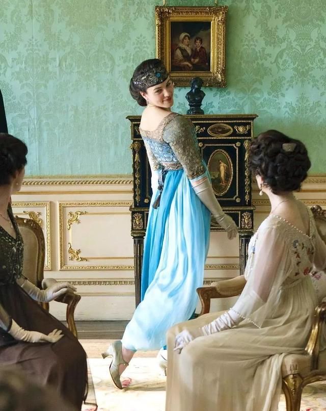 英国15-20世纪大变化女性服装,中世纪绝美服装