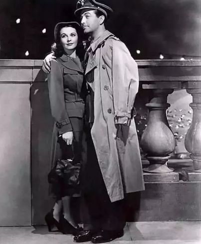 打架、裸奔在英国看场球赛，我的三观崩塌了：说好的绅士风度呢？