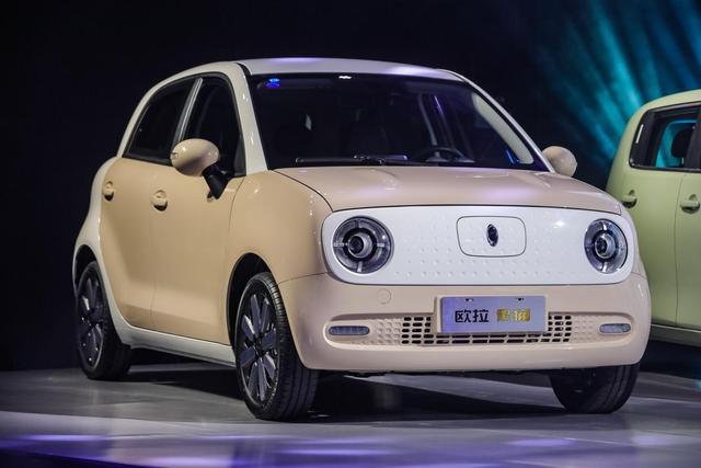 推荐一款小型代步车,大厂四轮电动代步车