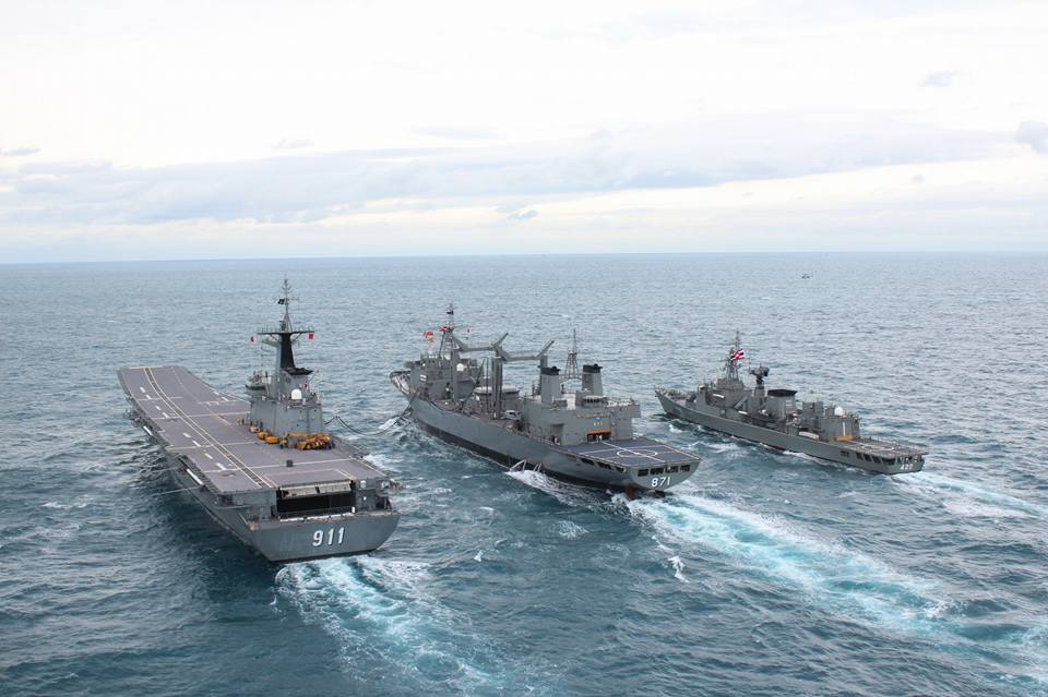 泰国海军演练反舰,泰国海军两栖舰