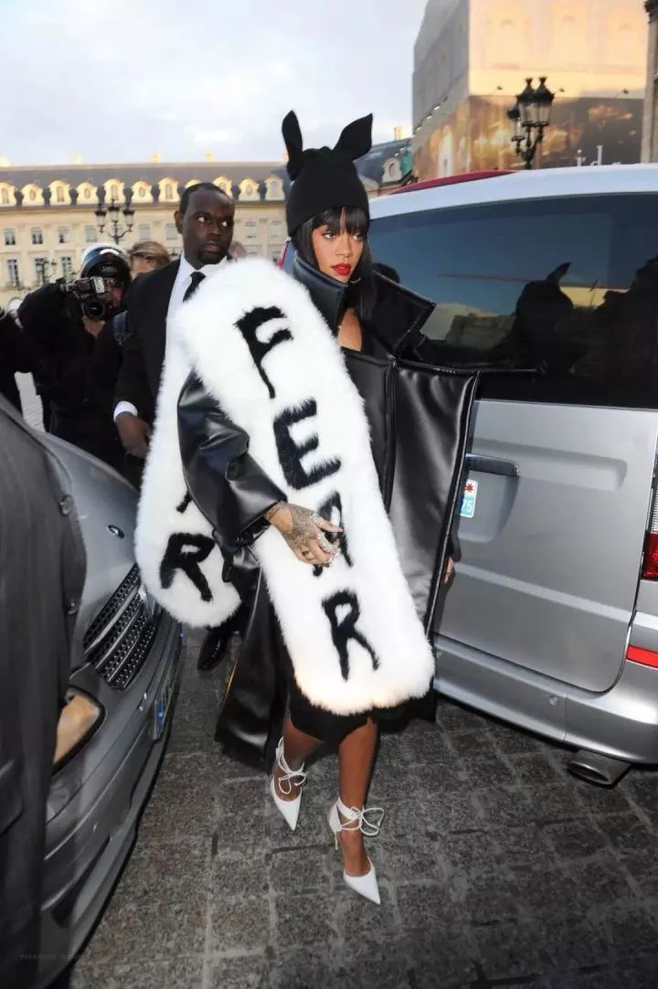 穿jk的女生不容易,穿jk的女孩是不是很难追