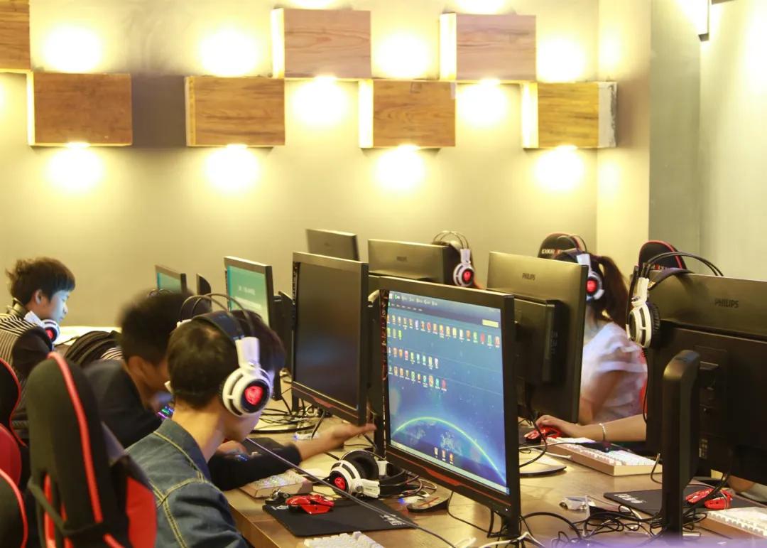 为什么这么多网吧倒闭了,网吧为什么倒闭这么多