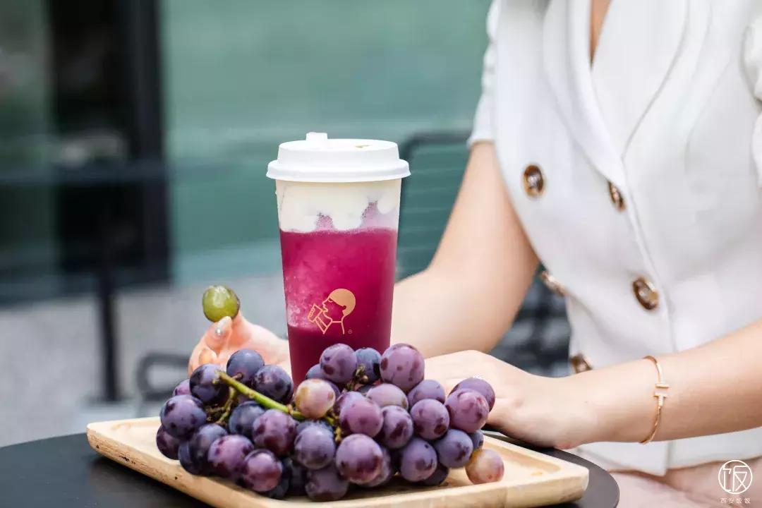 喜茶的多肉葡萄有奶盖吗,喜茶的多肉葡萄做法