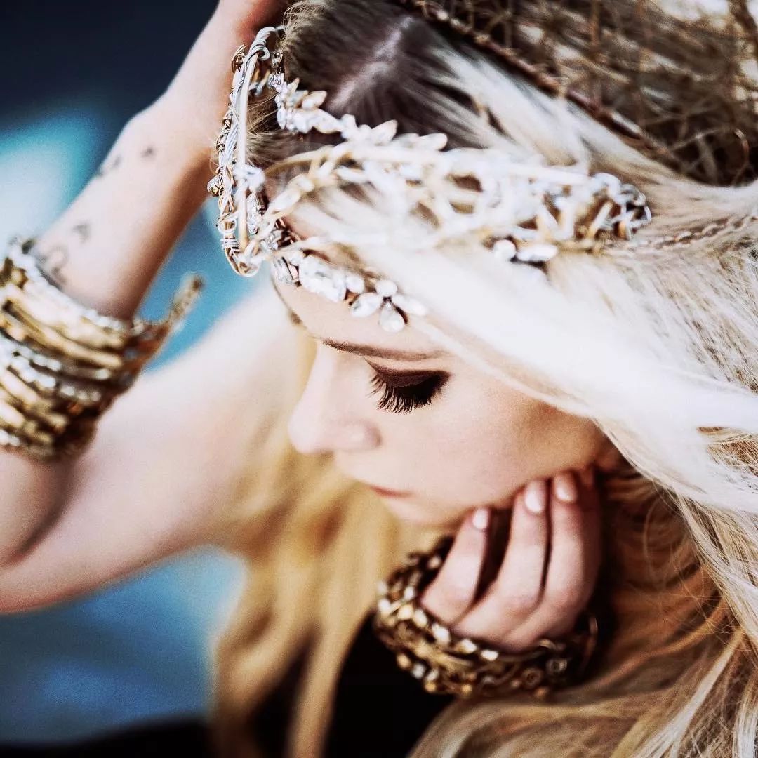 朋克公主艾薇儿颜值巅峰时期,欧美明星艾薇儿